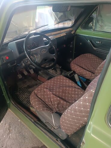 ВАЗ (ЛАДА): ВАЗ (ЛАДА) 4x4 Нива: 1995 г., 1.5 л, Механика, Бензин, Внедорожник — 6