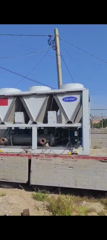 Butkalar, köşklar: Carrier markalı, sənaye tipli soyuducu aqreqatı. Böyük həcmli