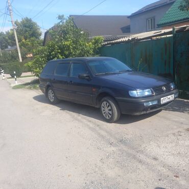 Volkswagen: Volkswagen Passat: 1994 г., 1.8 л, Механика, Бензин, Универсал