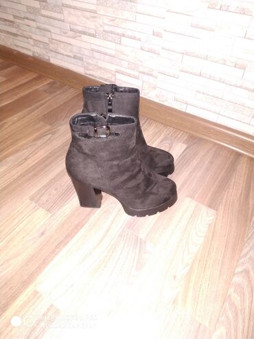 Другая женская обувь: Ботильон черный замш
