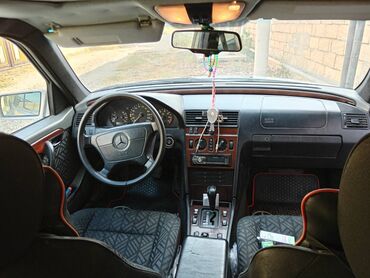 задний бампер мерседес: Mercedes-Benz C 180: 1.8 л | 1995 г. Седан