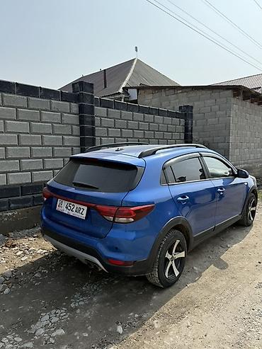 geeli coolray: Kia Rio X-Line: 2020 г., 1.4 л, Автомат, Бензин, Кроссовер — 2