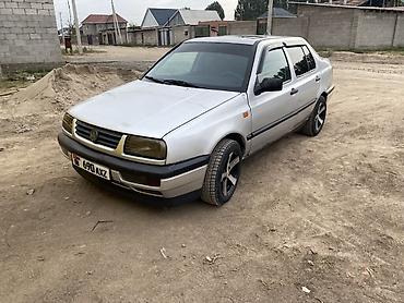 вазы хрустальные: Volkswagen Vento: 1992 г., 1.8 л, Механика, Бензин, Седан — 6