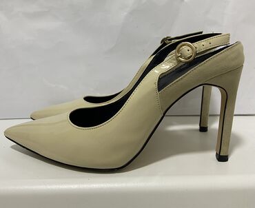 кроксы женские оригинал цена: Туфли 39, цвет - Бежевый
