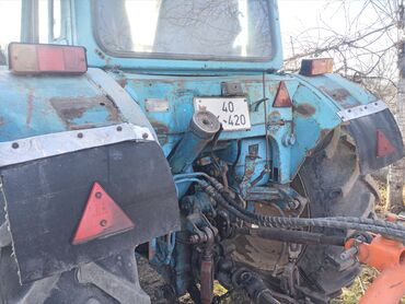 Kommersiya nəqliyyat vasitələri: Traktorlar