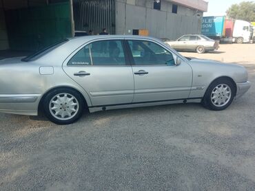диск шины: Дөңгөлөктөр монтажда 215 / 60 / R 16, Колдонулган, Комплект, Жеңил унаалар, Куйма, тешиктери - 5