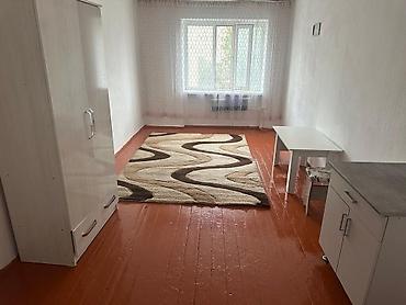 Сдается комната с мебелью - Просторное светлое помещение с окном и at lalafo.kg Сдается комната с мебелью - Просторное светлое помещение с окном и