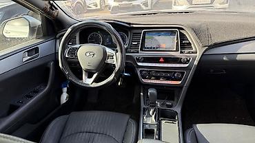 Hyundai: Hyundai Sonata: 2019 г., Автомат, Бензин, Седан — 22