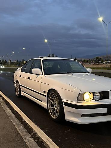 блок мтз: BMW 5 series: 1989 г., 3.2 л, Механика, Бензин, Седан — 2
