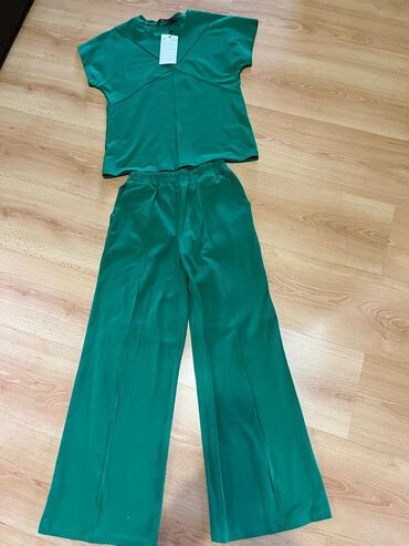 Пуховики и зимние куртки: Девчачие и женские — 11