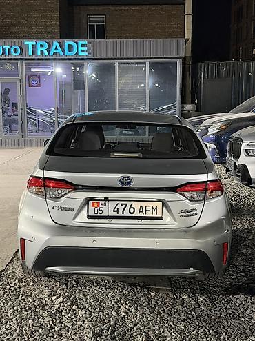taiota levin: Toyota Levin: 2020 г., 1.8 л, Вариатор, Гибрид, Седан — 5