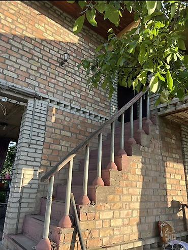 участок лесное: Продаётся небольшой кирпичный дом/дача с мастерской. 3 комнатный есть — 2