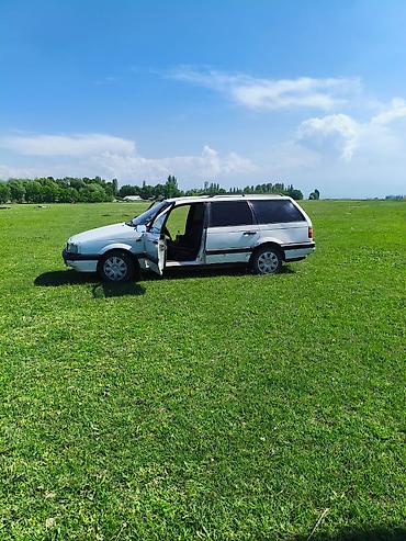 Volkswagen: Volkswagen Passat Variant: 1989 г., Механика, Универсал — 6