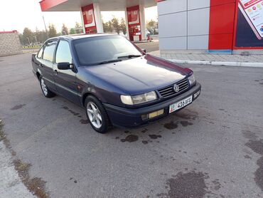 Volkswagen: Volkswagen Passat: 1994 г., 1.8 л, Механика, Газ, Седан