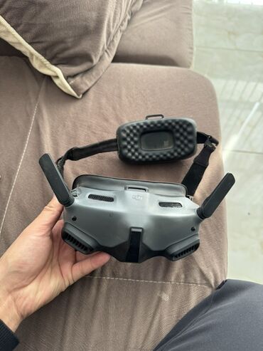 рул игровой: FPV-комплект DJI: очки и пульт‑джойстик Что включено: - FPV‑очки DJI