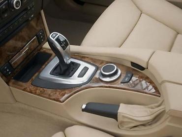 tabla za alat: RUČICA MENJAČA ZA BMW 530 OD 2003. DO 2010. GOD — 1