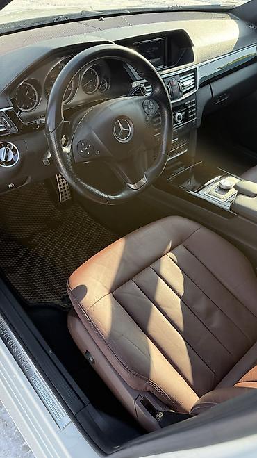 Mercedes-Benz: Mercedes-Benz E-Class: 2011 г., 3.5 л, Автомат, Бензин, Седан — 6