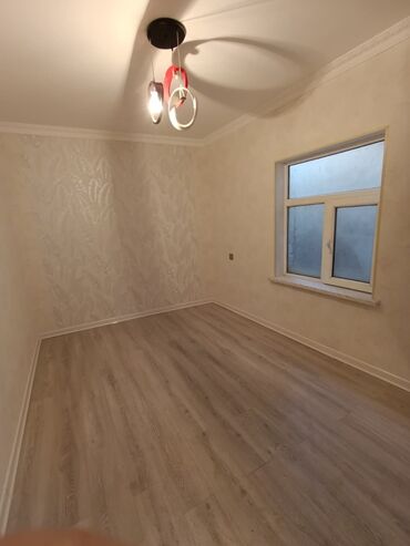 Anbar və emalatxanalar: Obyekt: Kiçik həyət sahəsi və köməkçi tikili Təsvir: - Dəmir qapılı — 9