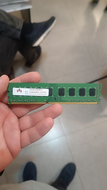 samsung 2gb 1rx8 pc3 ram 10600u 09 11 a1: Operativ yaddaş (RAM) 2 GB, 1333 Mhz, DDR3, PC üçün