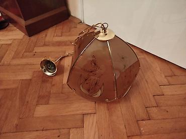 Rasveta: Zuckasti stakleni retro luster Donji kao precnik oko 34 cm. Visina — 6