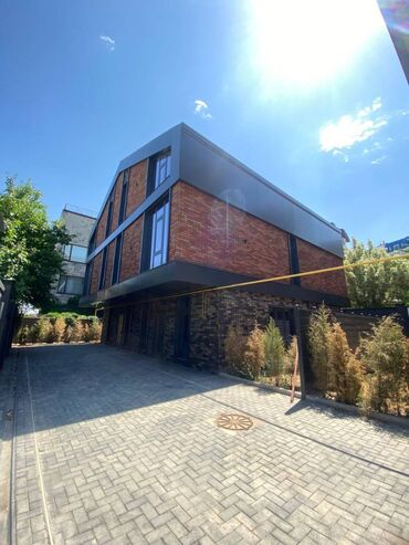 снять квартиру в кара балте: Дом, 272 м², 8 комнат, Агентство недвижимости, ПСО (под самоотделку)