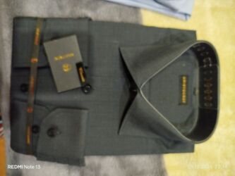 yaşıl kişi koynəkləri: Мужская рубашка, L, цвет - Серый