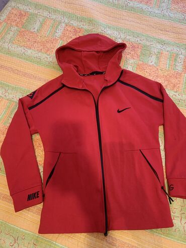 мужской спортивный костюм 54: Детский топ, рубашка, цвет - Красный, Б/у