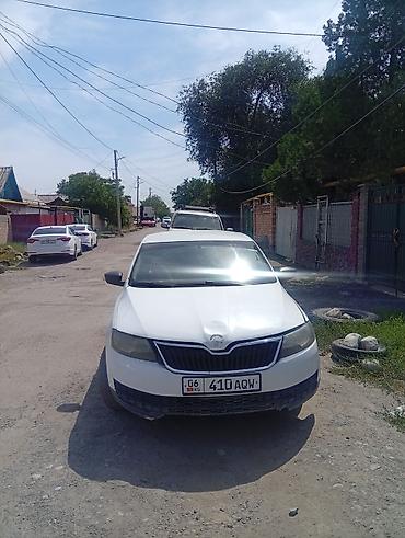 октавиа а7: Skoda Rapid: 2017 г., Автомат, Седан — 1