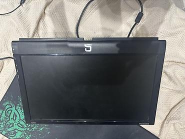 komputer klavyaturası: Compaq LCD monitor - Model: Compaq Q1859s (etiketdə Q1859S qeyd — 1