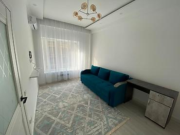 молодая квартира: 1 комната, 37 м², 4 этаж — 2