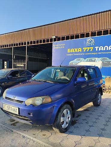 Honda: Honda HR-V: 2000 г., 1.6 л, Механика, Бензин, Кроссовер — 2