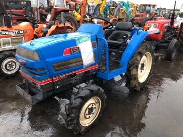 минй трактор: Продается Японский мини трактор Iseki Landleader TA227, есть