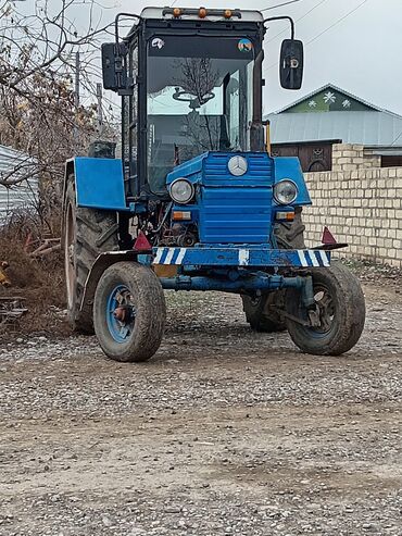 Traktorlar: Heçbirinin prablem yoxdu hamısı naxadıdı birinin təkəri zəifdi