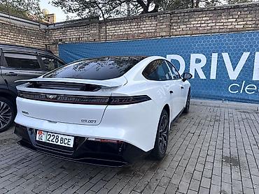 xpeng p7: Dongfeng : 2025 г., Автомат, Электромобиль, Лифтбек — 7