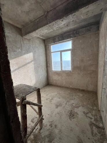 Yeni tikili: 3 otaqlı, Yeni tikili, 100 kv. m — 12