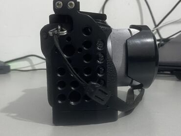 Фотоаппараты: Sony a6500 комплект 5 аккумуляторов кабель HDMI 2 оригинальные — 3