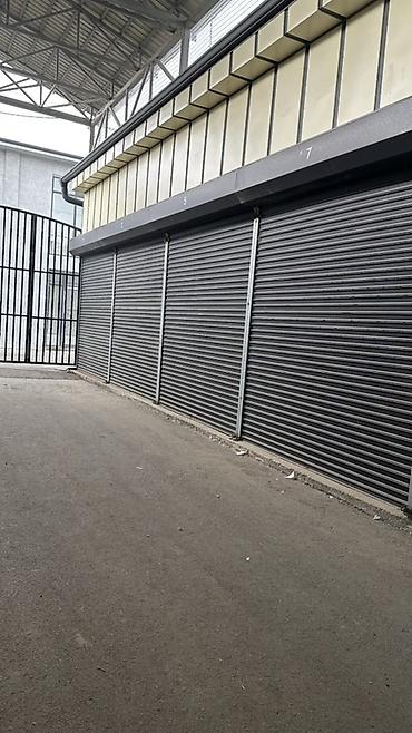 продаю салон коасоты: Продаются торговые павильоны с роллерами - Формат: линейка из — 2