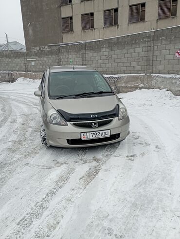 Honda: Honda Fit: 2004 г., 1.3 л, Автомат, Бензин, Хэтчбэк