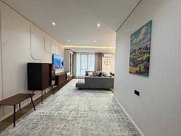 Продажа квартир: 3 комнаты, 117 м², Элитка, 2 этаж, Дизайнерский ремонт — 25