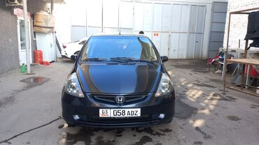 Honda: Honda Jazz: 2006 г., 1.4 л, Механика, Бензин, Хэтчбэк