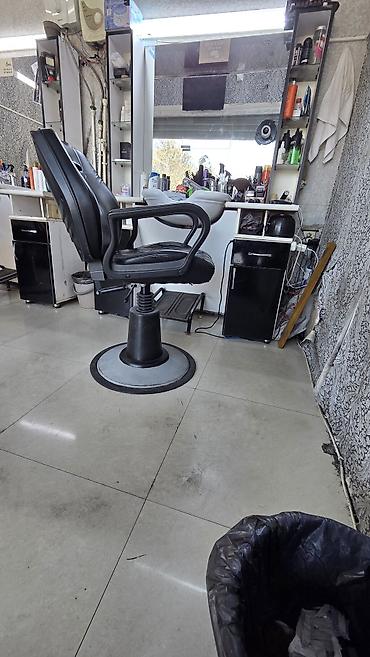 Salon, tibbi mebel dəsti: Berber kreslosu birde moyka (canaq smistelden bir yerde satilir.) — 2