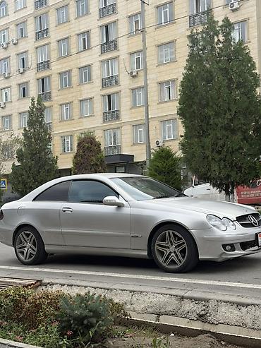 Mercedes-Benz CLK-Class: 2003 г., 5 л, Автомат, Бензин, Купе