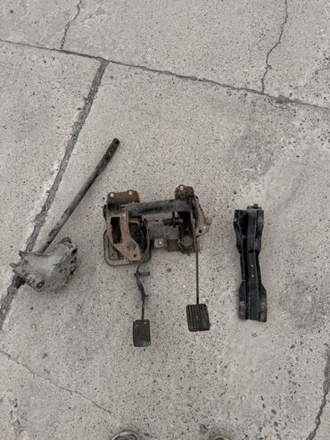 Другие автозапчасти: Запчасти для Mitsubishi space gear — 30