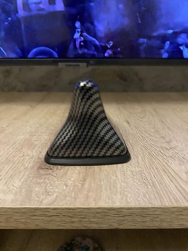 su masini satisi: Avtomobil üçün “akula” antenası - Material: karbon lif effektli örtük — 2