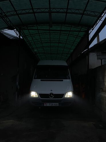 Mercedes-Benz: Mercedes-Benz Спринтер: 2003 г., 2.7 л, Типтроник, Дизель, Бус at lalafo.kg — 30 Mercedes-Benz: Mercedes-Benz Спринтер: 2003 г., 2.7 л, Типтроник, Дизель, Бус — 30