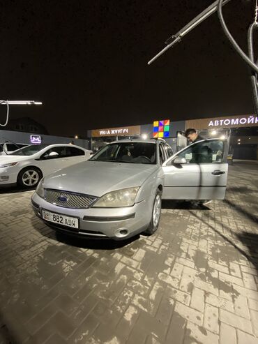 машина капейка: Ford Mondeo: 2001 г., 2 л, Механика, Бензин, Универсал