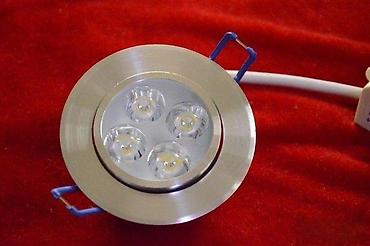 din 2690: LED ugradna rozetna 4 x 1W. Ugradna LED lampa Metalna, ugradna, sa — 1