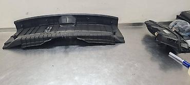 samolepljive reflektujuce trake: ZASTITA PRAGA PRTLJAZNIKA ZA SEAT LEON - 5F0863458A | Zastita praga — 1