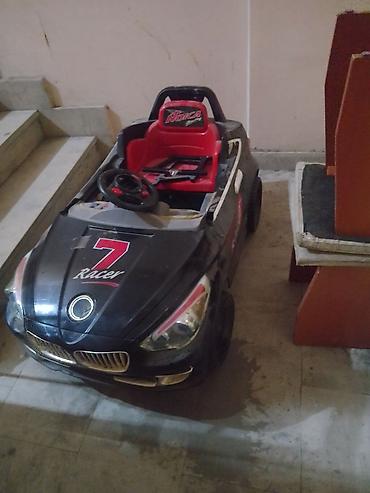 Uşaq üçün elektrik maşınları: Elektrlikli masin ela vezyetde Cox az surulub rolünün oxu yoxdu birce — 1
