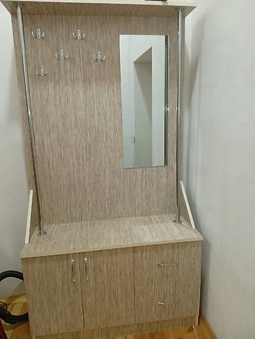 güzgülü skaf: Yeni, 3 qapılı, Güzgülü, Bej, Açılan, Düz dolab — 1